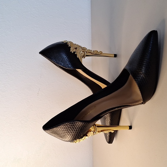 #ACZ Shoedazzle heels, sz 8 - Picture 3 of 13